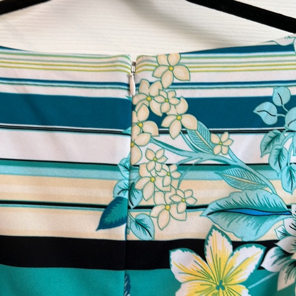 CACHE Vintage Sleeveless Dress! - Picture 4 of 9